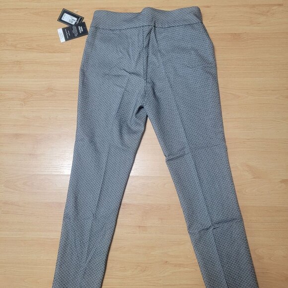 Bundle of 4 Counterparts Super Stretch Pull-On Pants Sizes 8 & 8P - Picture 4 of 11